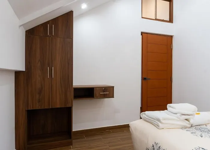 Vista Living 401 *