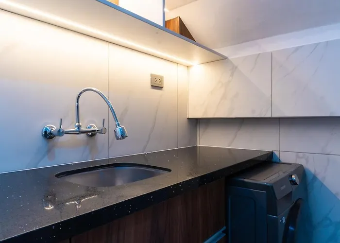 Vista Living 401